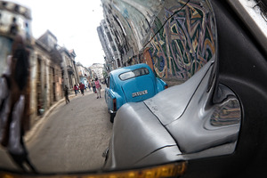 Reflection of Havana