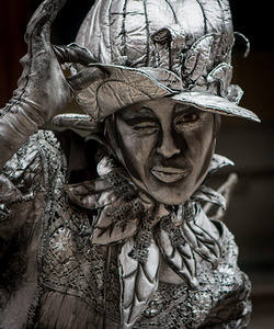 Silver Living Statue Portrait