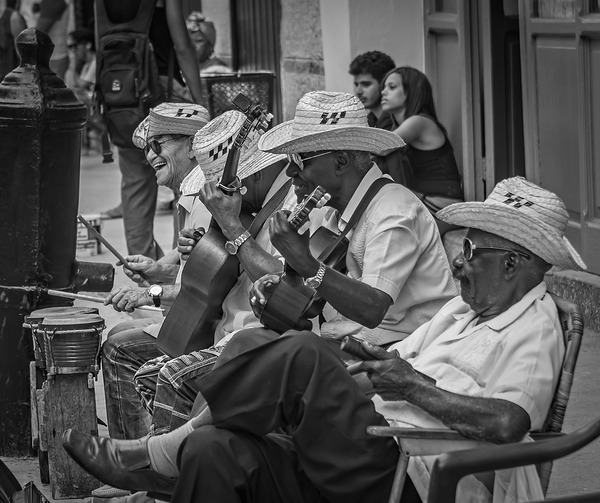 Street Serenade Print