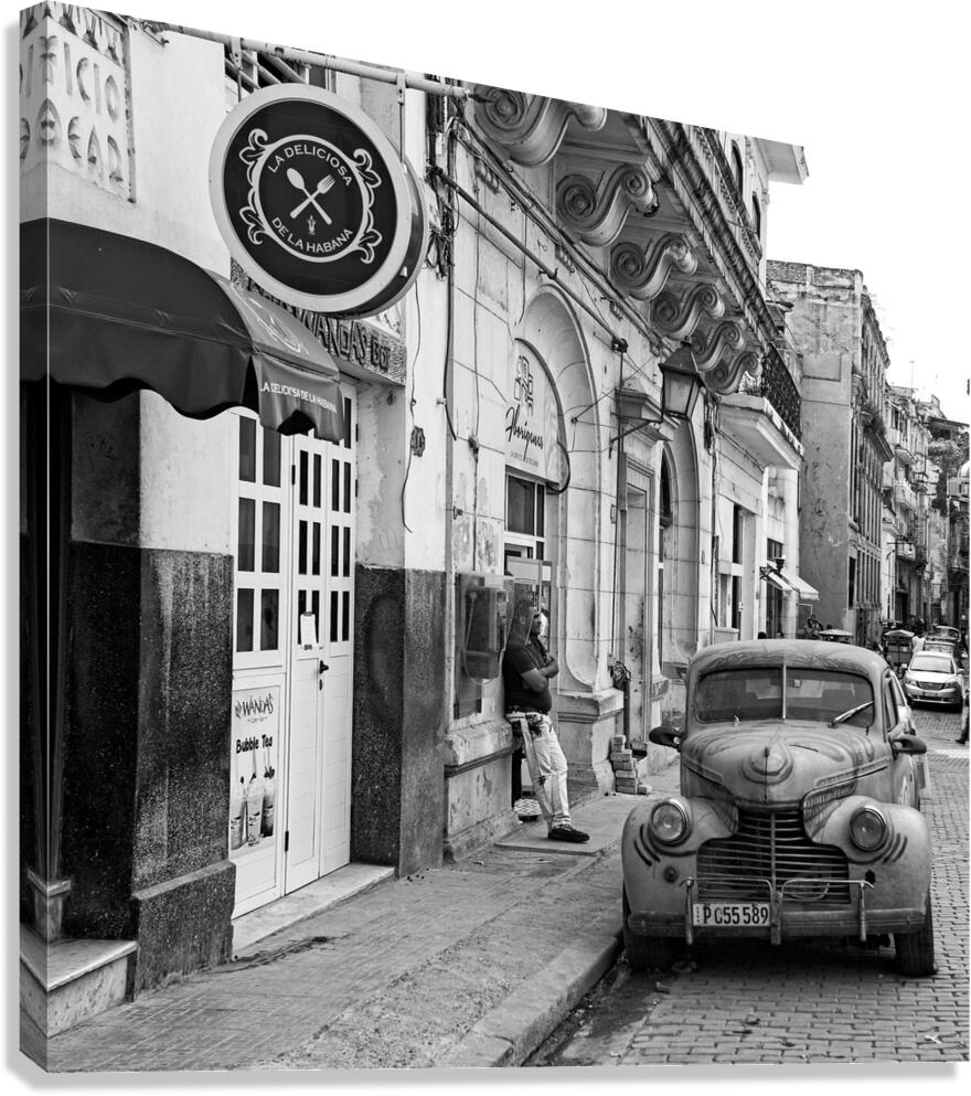 Calle Habana Classic Canvas Print