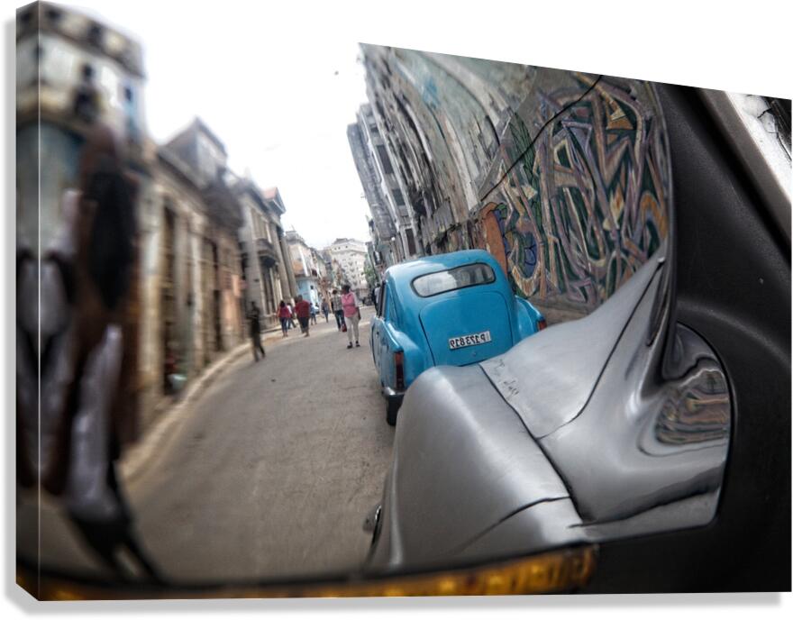 Reflection of Havana Canvas Print