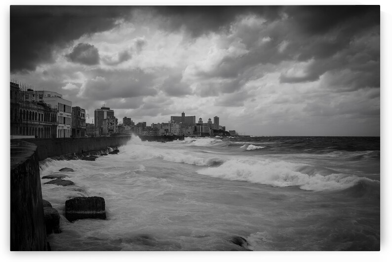 Storm at the Malecon by Chirag Pandya