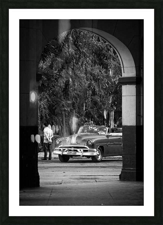 Havana Through the Archway Picture Frame print
