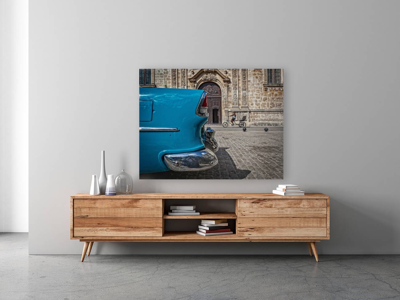 Tailfins and History Reproduction