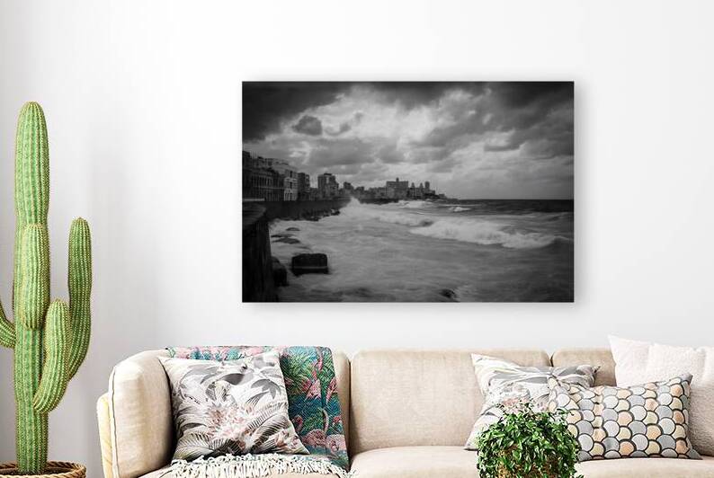 Storm at the Malecon by Chirag Pandya